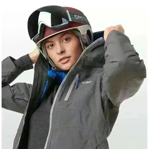 Outdoor Research
Blackpowder  II Insulated Jacket - Women's | Size XS - Picture 6 of 15